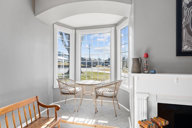 Family Room | Image 8