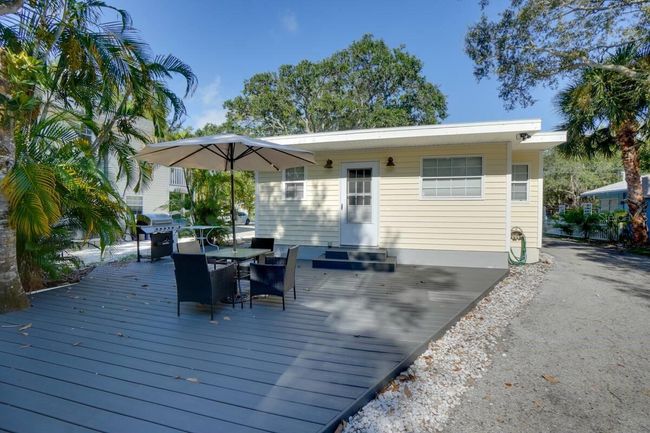 284 North St, House other with 2 bedrooms, 2 bathrooms and null parking in Palm Harbor FL | Image 14