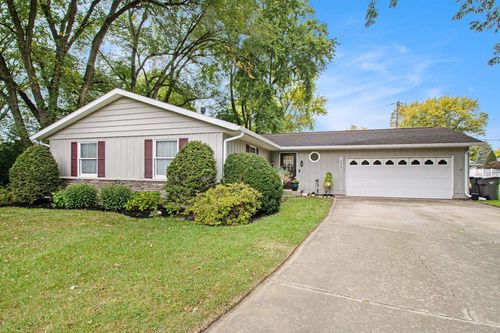 1008 Beechwood Dr, Nappanee, IN, 46550-1134 | Card Image