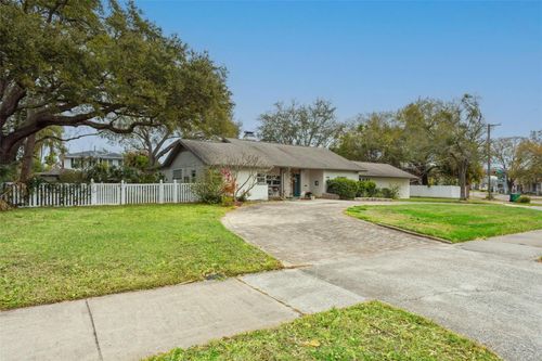 2603 N Ridgewood Avenue, TAMPA, FL, 33602 | Card Image