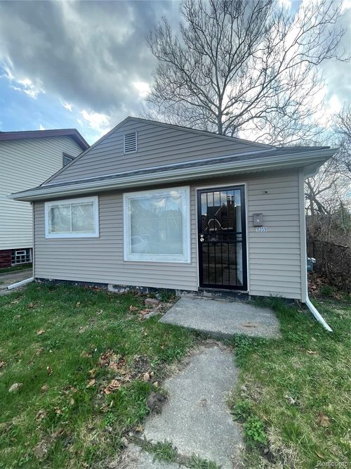 11359 Winthrop St, Detroit, MI, 48227-1652 | Card Image