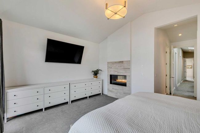 18 27 Avenue Sw, House other with 4 bedrooms, 4 bathrooms and 2 parking in Calgary AB | Image 28