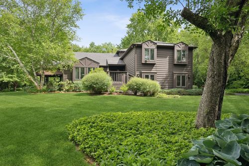 25860 W Timberlake Rd, Barrington, IL, 60010-1437 | Card Image