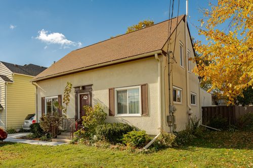 327 11th Ave Nw, Rochester, MN, 55901-1817 | Card Image