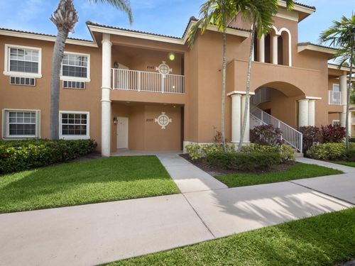 b-8337 Mulligan Cir, Port Saint Lucie, FL, 34986-3281 | Card Image