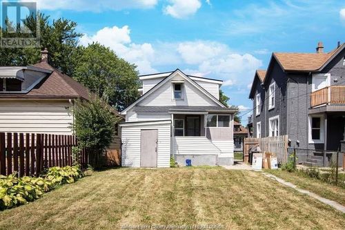553 Tournier St, Windsor, ON, N9C3G9 | Card Image