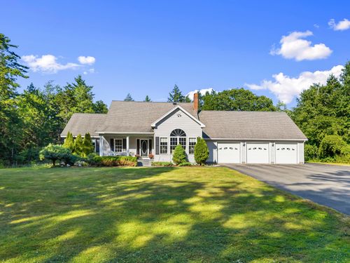 79 Beaver Pond Rd, Topsham, ME, 04086-5775 | Card Image