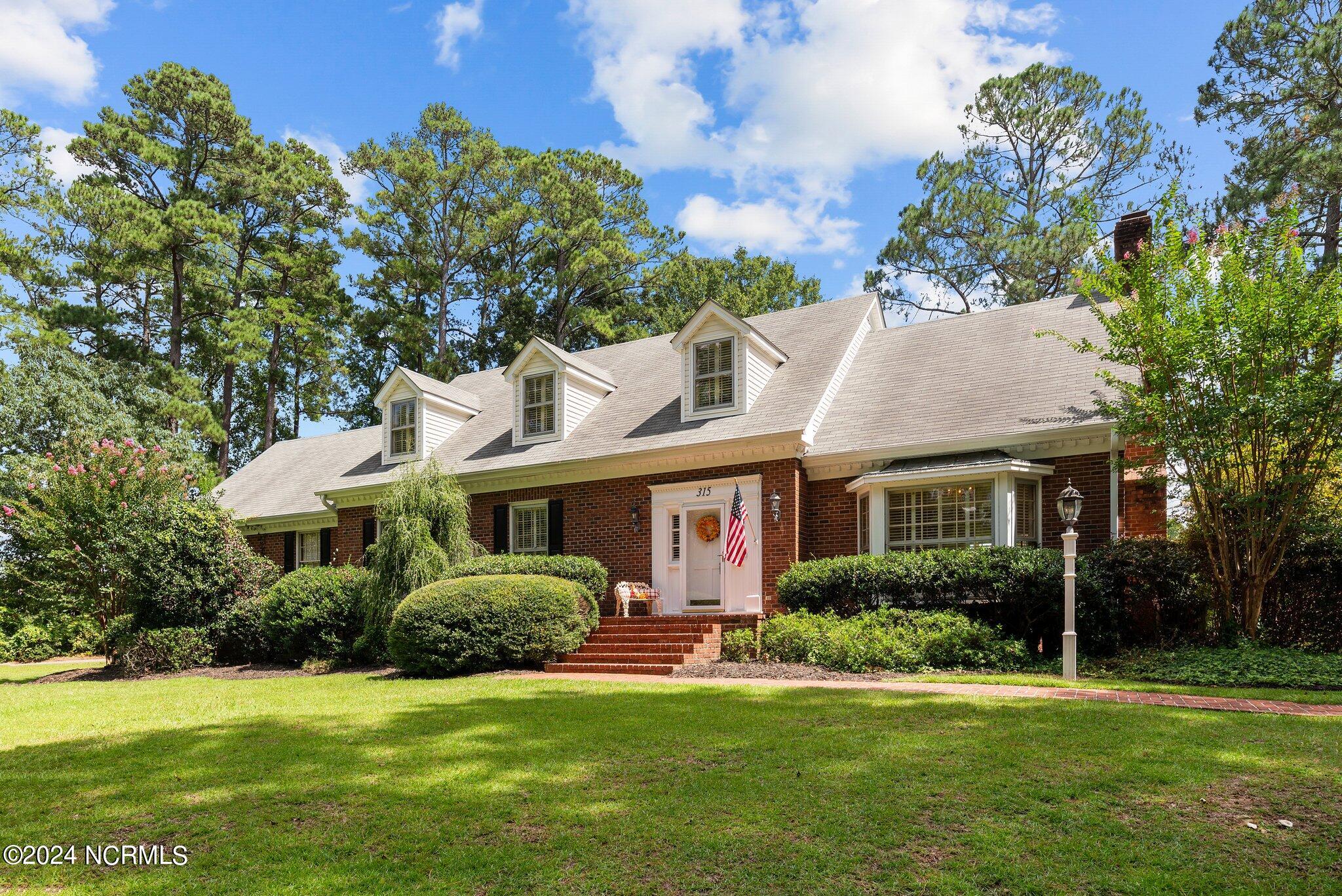 Oxford Rd, Greenville, NC 27858