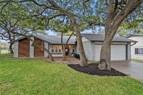 9015 Texas Sun Dr, Austin, TX, 78748-6351 | Card Image