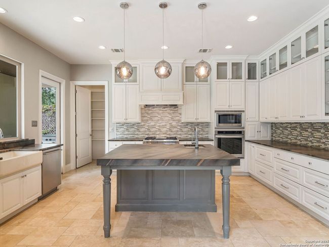 836 Canterbury Hill St, House other with 4 bedrooms, 5 bathrooms and null parking in Terrell Hills TX | Image 19