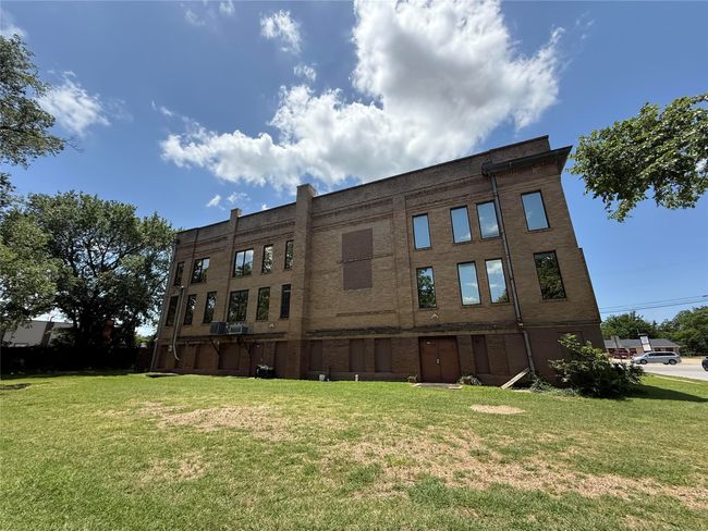 1100 S Austin Ave, Home with 0 bedrooms, 0 bathrooms and null parking in Denison TX | Image 11