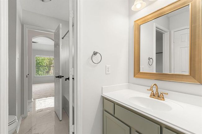 1807 Rustic Hills Ct, House other with 5 bedrooms, 4 bathrooms and 2 parking in Sugar Land TX | Image 35