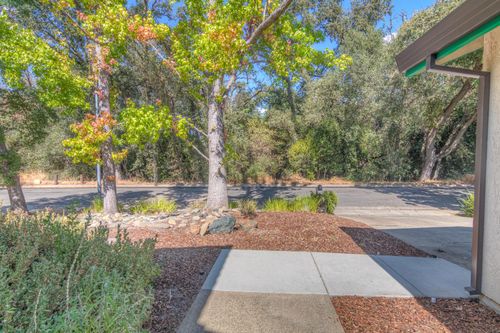 8225 Foxfire Dr, Orangevale, CA, 95662-3825 | Card Image