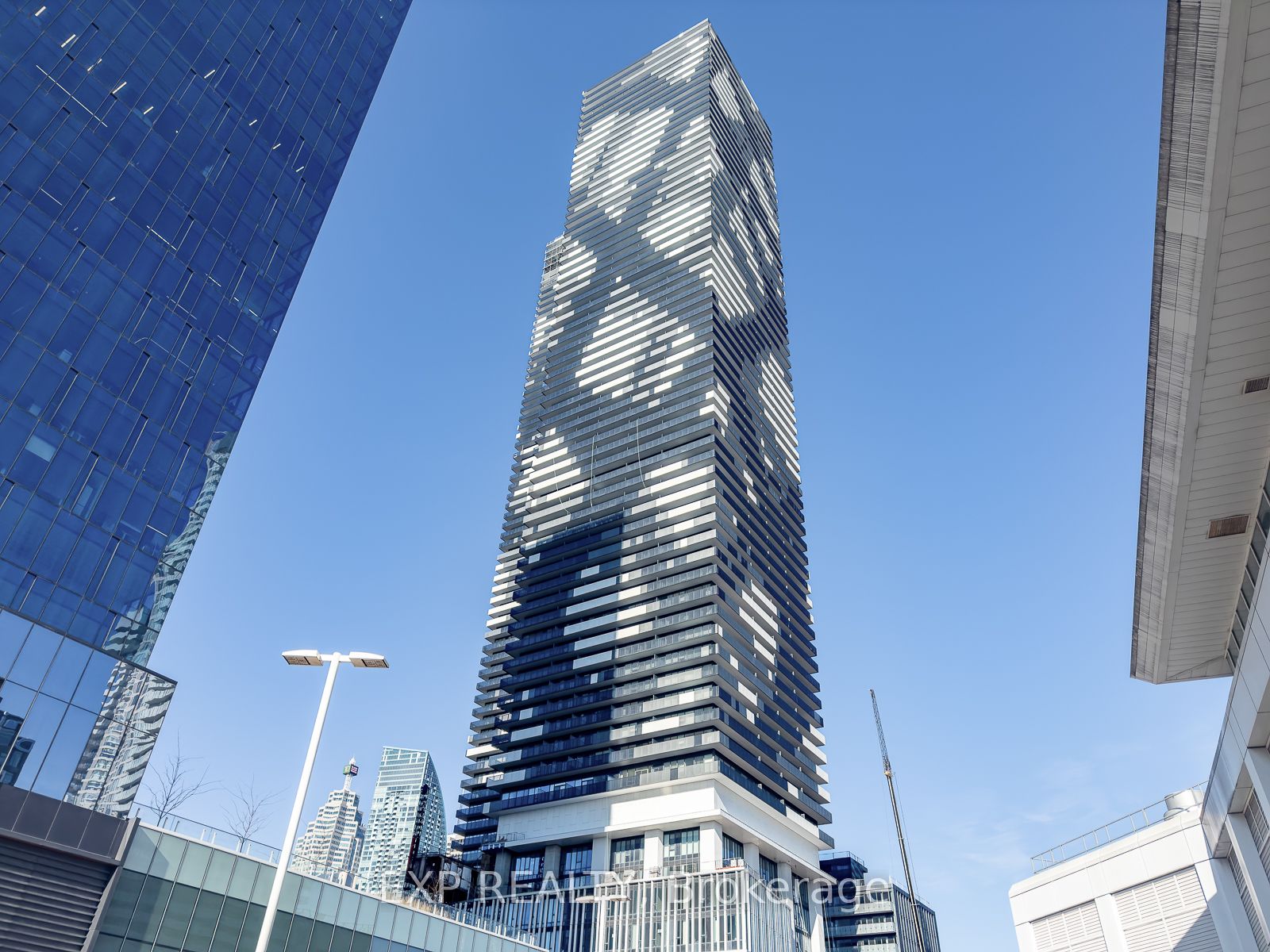 Residential Lease in Toronto C08 2
