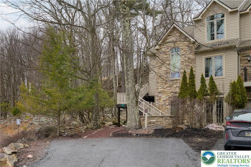 7 Wildbriar Ct, LAKE HARMONY, PA, 18624 | Card Image