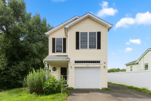 189 Southern Blvd, Danbury, CT, 06810-7941 | Card Image