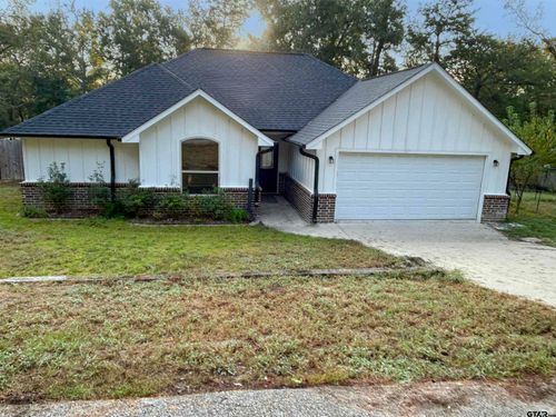 9313 W Lakeshore Dr, Tyler, TX, 75709-4323 | Card Image