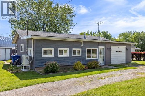 559 County Rd 50 W, Harrow, ON, N0R1G0 | Card Image