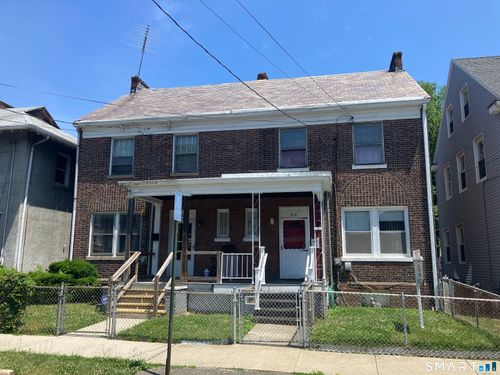 318 Willow St, Bridgeport, CT, 06610-2971 | Card Image
