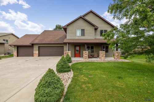 4262 Fieldstone Dr, Rapid City, SD, 57703-6943 | Card Image
