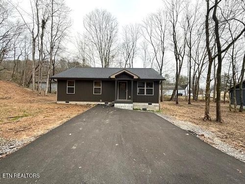 503 Hillcrest St, Clinton, TN, 37716-2206 | Card Image