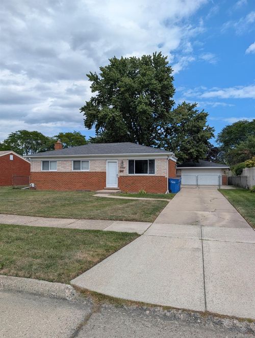 31490 Gloede Drive, Warren, MI, 48088 | Card Image