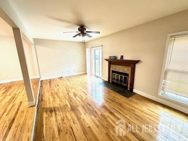 1502 Timber Oaks Rd, Townhouse with 2 bedrooms, 3 bathrooms and null parking in Edison NJ | Image 9
