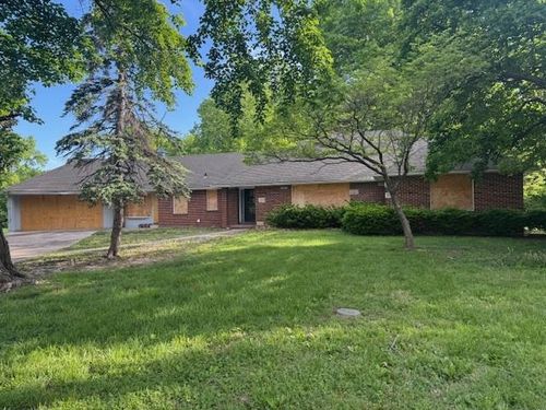 3725 Blue Ridge Blvd, Independence, MO, 64052-1161 | Card Image