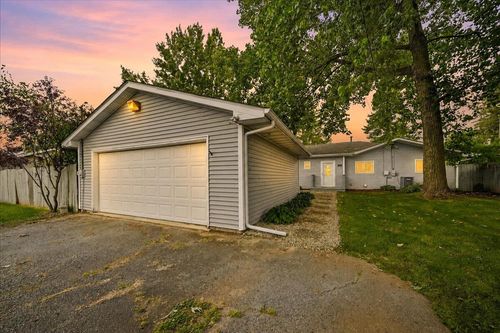 26 S Fish Lake St, Valparaiso, IN, 46385 | Card Image