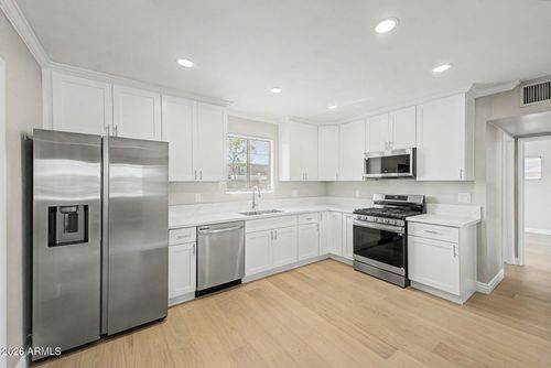 2812 N 32nd Place, Phoenix, AZ, 85008 | Card Image