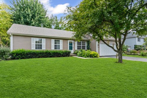 810 Main St, West Chicago, IL, 60185-2964 | Card Image