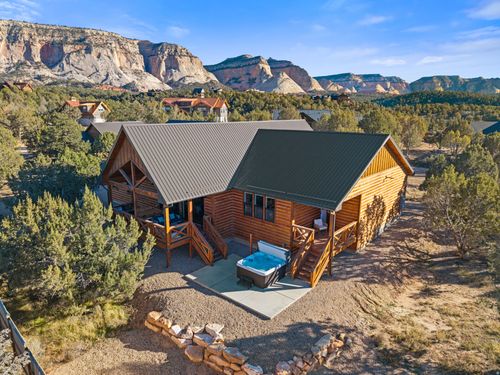 1045 Pinyon Pine Dr, Orderville, UT, 84758 | Card Image