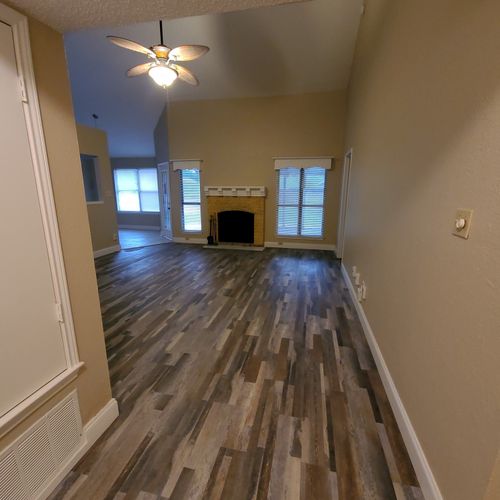 1500 Briarpath Ln, Arlington, TX, 76018-1261 | Card Image