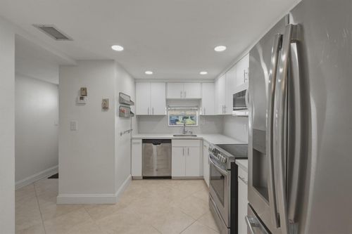 109-681 S Hollybrook Dr, Pembroke Pines, FL, 33025-4009 | Card Image