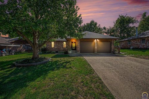3901 39th St, Topeka, KS, 66610-1150 | Card Image