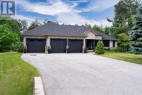 66 Luella Boulevard, Springwater (Anten Mills), ON, L0L1Y2 | Card Image
