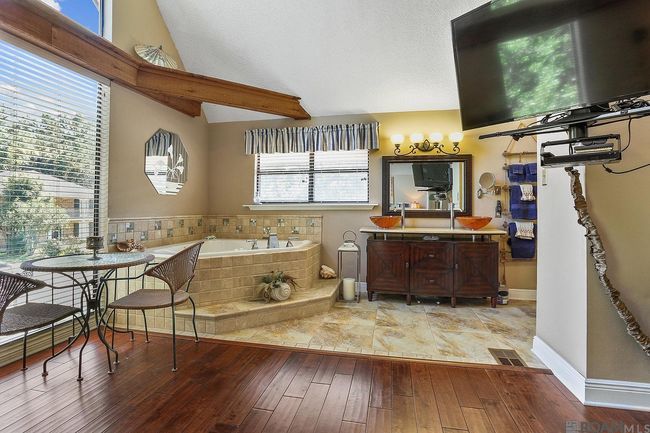408 Wiegand Dr, House other with 3 bedrooms, 2 bathrooms and null parking in Nine Mile Point LA | Image 18