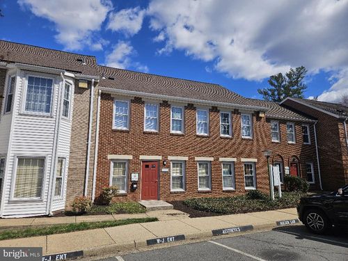 b-10359 Democracy Ln, FAIRFAX, VA, 22030-2505 | Card Image
