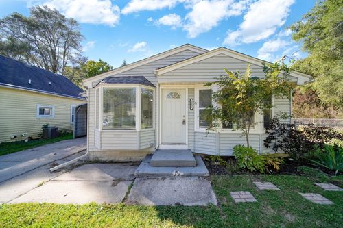 6031 Rutherford Ave, East Lansing, MI, 48823-1549 | Card Image