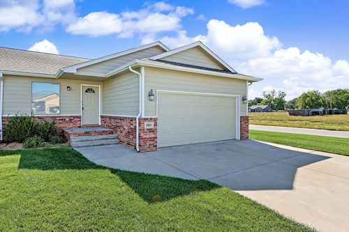 1001 Silverado Ct, Clearwater, KS, 67026-7848 | Card Image