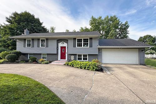 603 Wayne St, Middlebury, IN, 46540-9543 | Card Image
