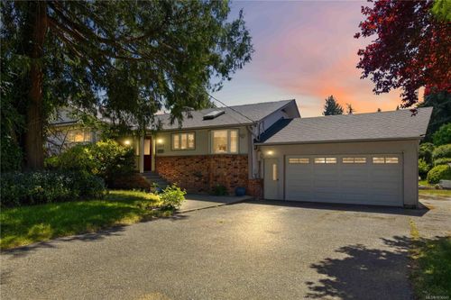 569 Ridley Dr, Colwood, BC, V9C1K5 | Card Image