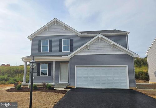 307 Boxwood Dr, WINDSOR, PA, 17366-9036 | Card Image