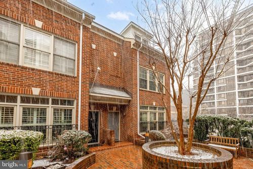 1503 N Colonial Ter, ARLINGTON, VA, 22209-1438 | Card Image