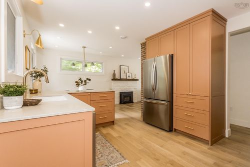 209 Main St, Wolfville, NS, B4P1C3 | Card Image