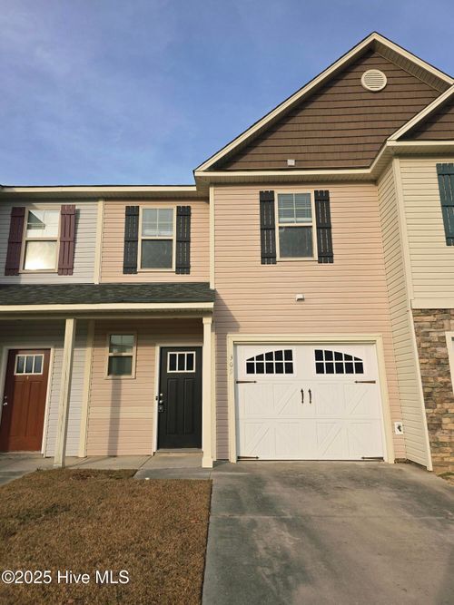 309 Winstead Loop Rd, Richlands, NC, 28574-8468 | Card Image