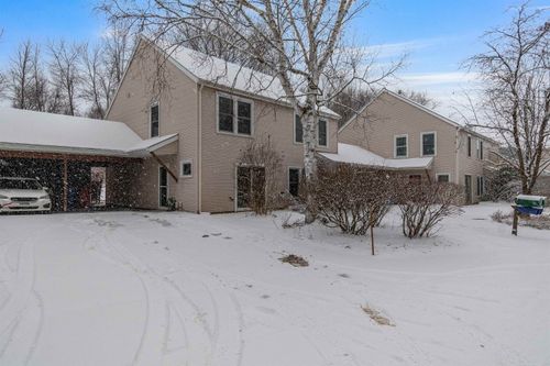 71 Ti Ln, Shelburne, VT, 05482-6655 | Card Image