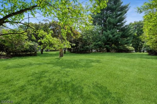 54 Fairview Ave, Verona, NJ, 07044-1382 | Card Image
