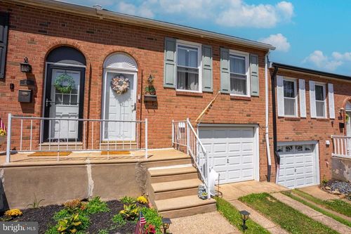 221 Goodford Rd, PHILADELPHIA, PA, 19154-4321 | Card Image