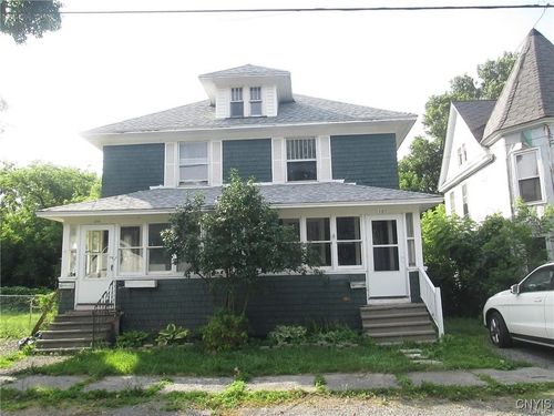 387 Pawling St, Watertown, NY, 13601-4134 | Card Image